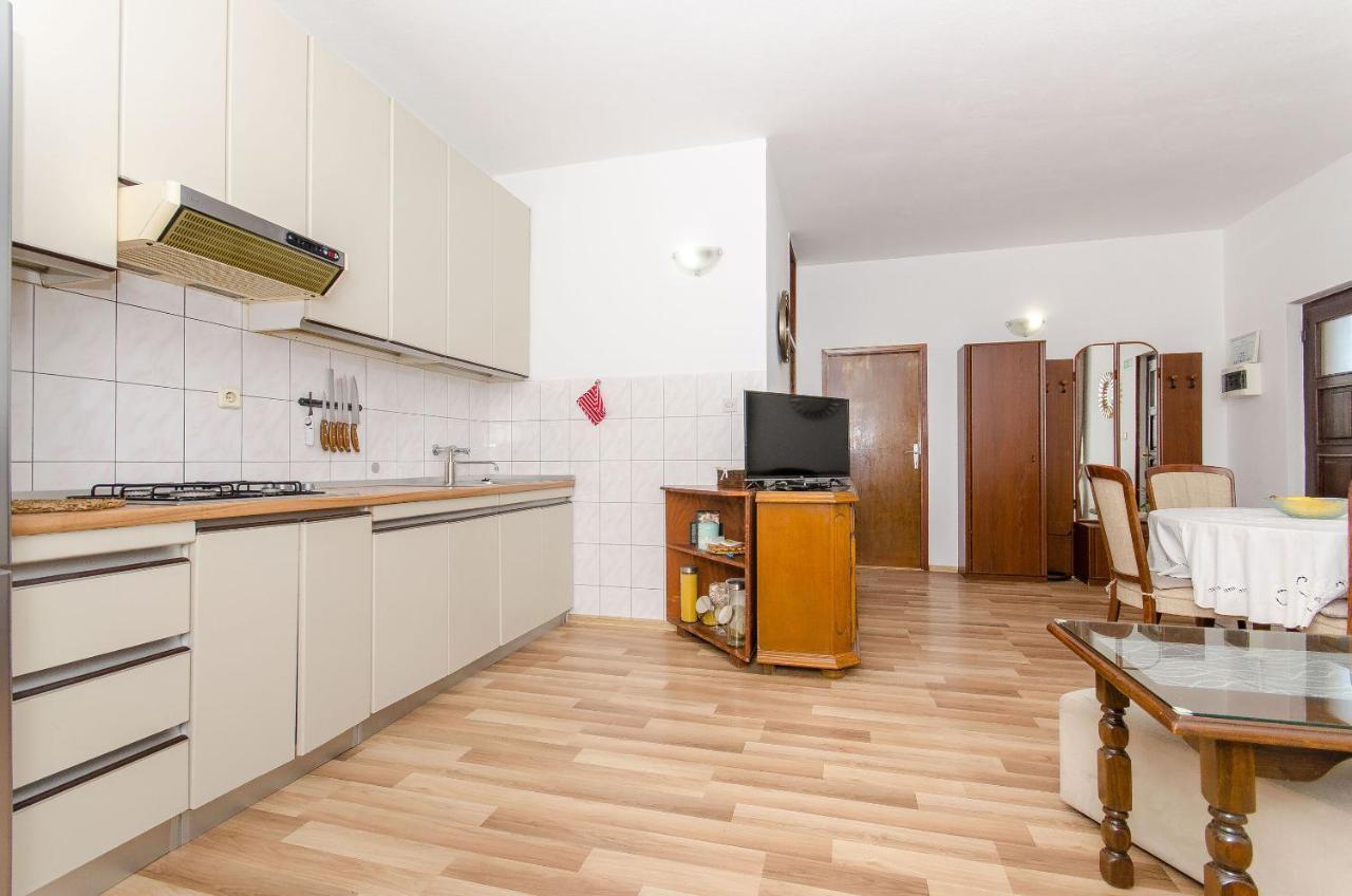 House Ana Holiday home Bogomolje